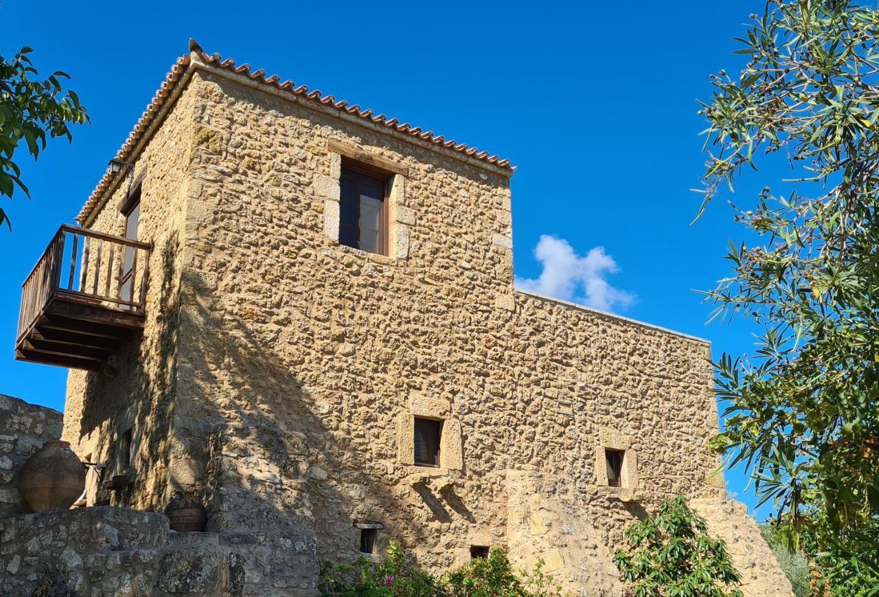 伊西翁Pyrgos 1869别墅 外观 照片