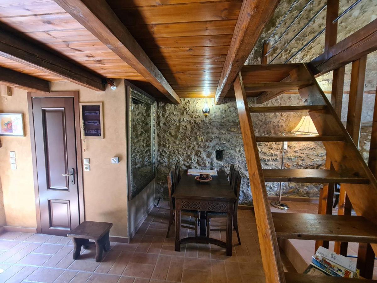 伊西翁Pyrgos 1869别墅 外观 照片