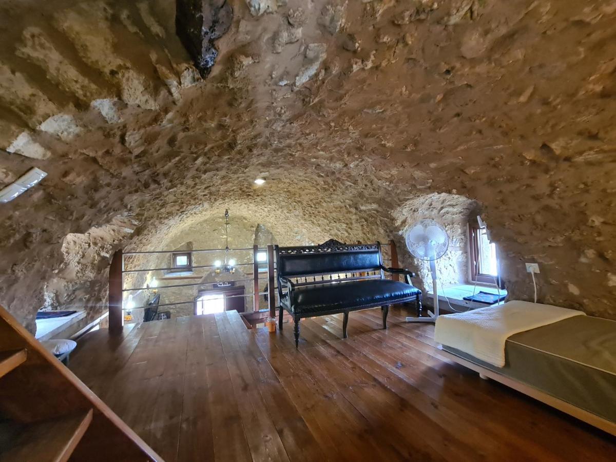 伊西翁Pyrgos 1869别墅 外观 照片
