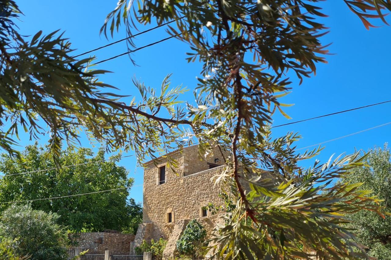 伊西翁Pyrgos 1869别墅 外观 照片